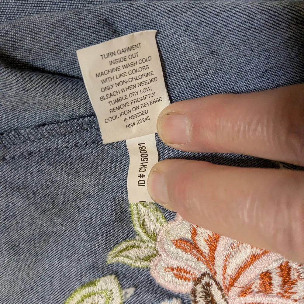 NWT! New York & Co. Dark Blue Denim Floral Embroidered Dress Midi Shirtdress MED - Picture 7 of 15